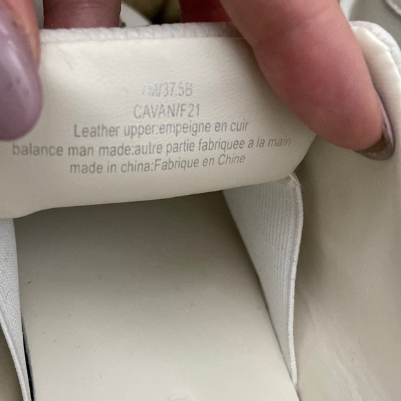 NWOT*Karl Lagerfeld Paris Cavan F21 Sneakers, Size 7M/37.5. - Picture 13 of 14